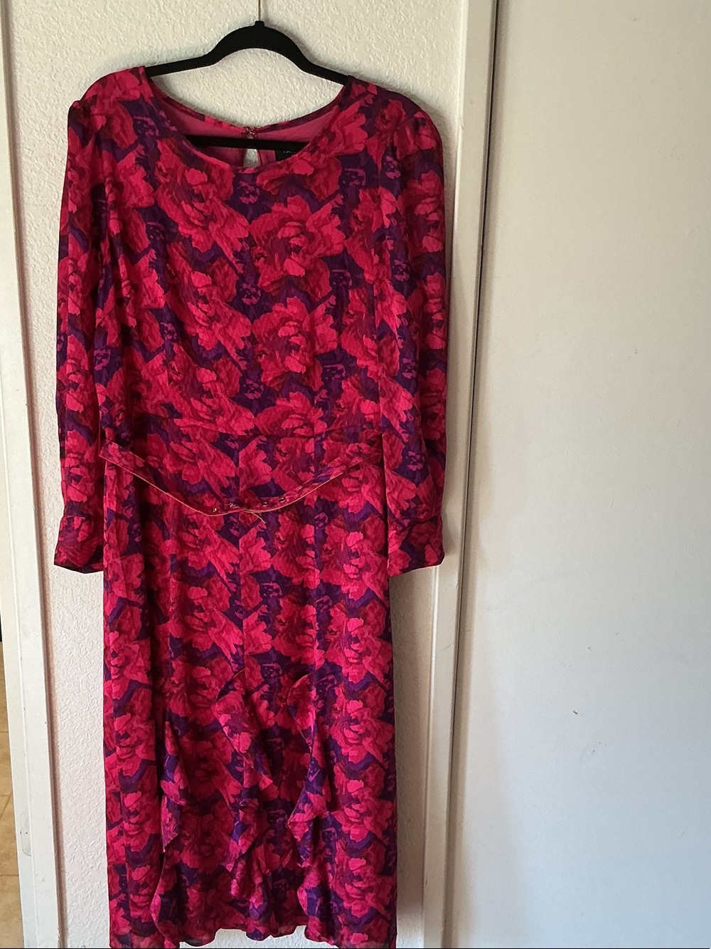 Tahari ASL Pink and Purple Floral Long Sleeve Ruffled Dress
